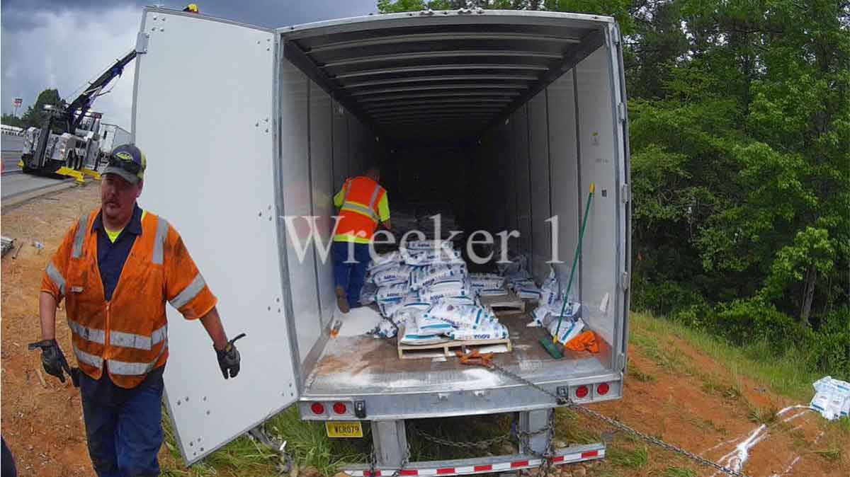 Reefer Trailer Cargo Storage